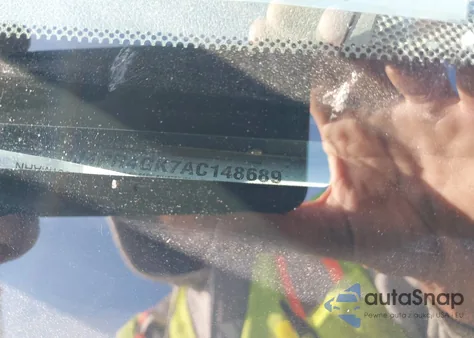 2010 Jeep Grand Cherokee Laredo z USA, uszkodzony, nr VIN 1J4PR4GK7AC148689